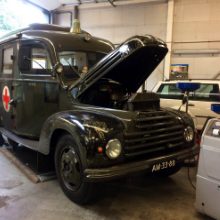marx airco installatie in oldtimer ambulance